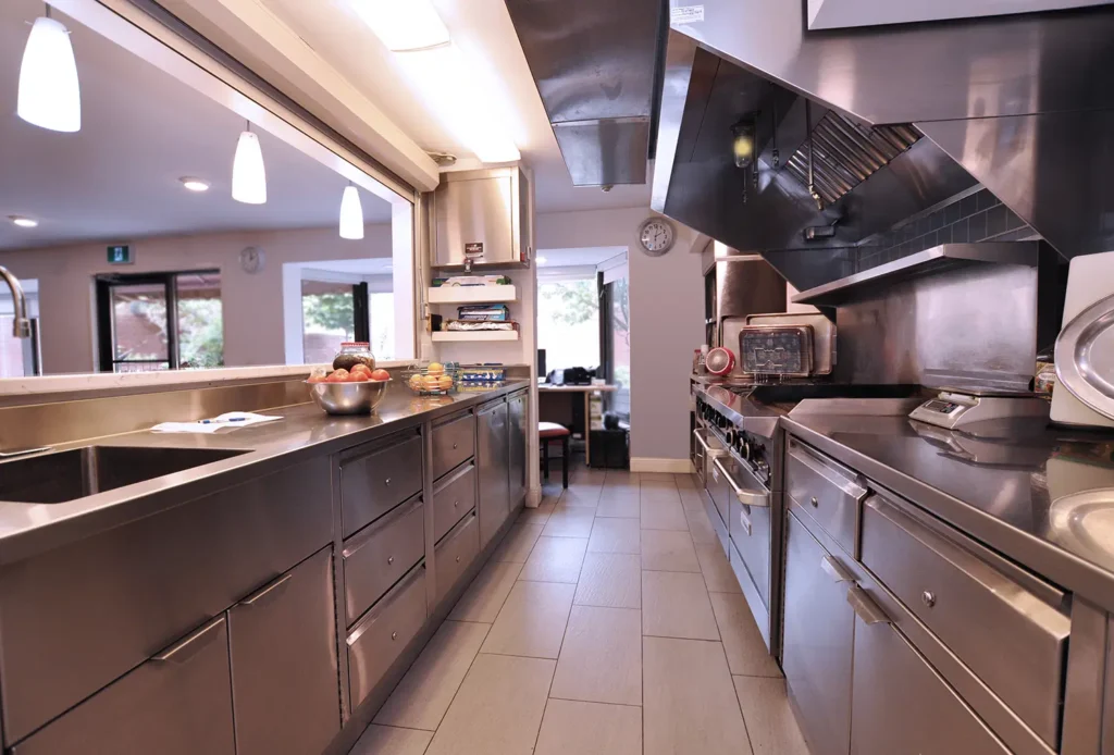 11-Munro-Kitchen-web